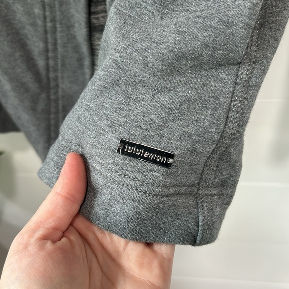 Lululemon Savasana Wrap Gray Jacket in Coal Open Sweater Gray Strata Stripe 6 - Picture 6 of 11